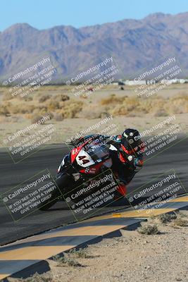 media/Jan-10-2025-CVMA Friday Practice (Fri) [[489e0da257]]/Group 1/Session 2 (Turn 4 Inside)/